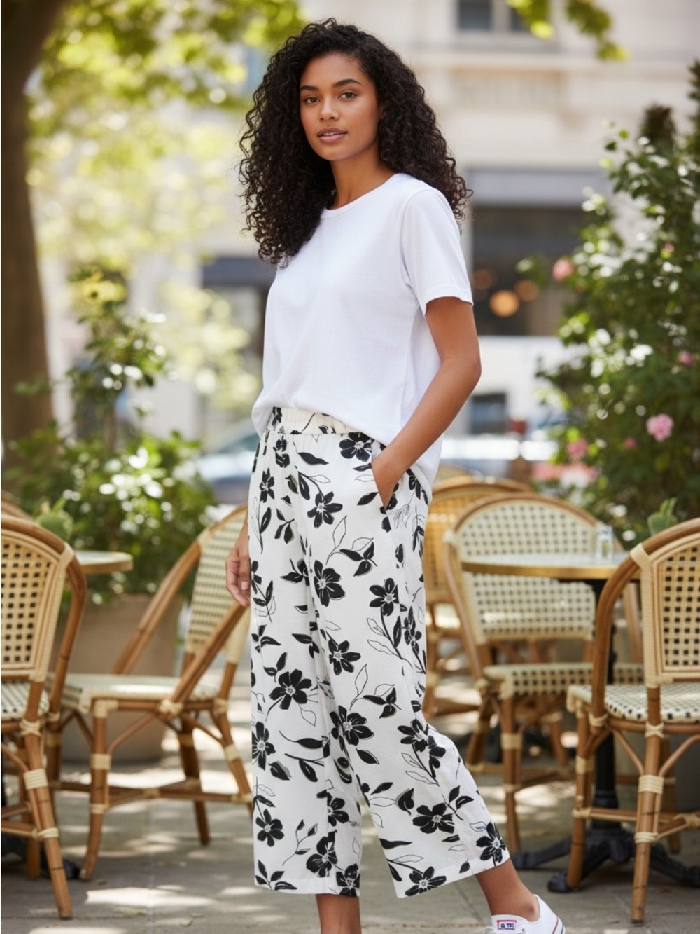 LILY MORGAN High-Waist Black & White Floral loose  Women’s culottes size large